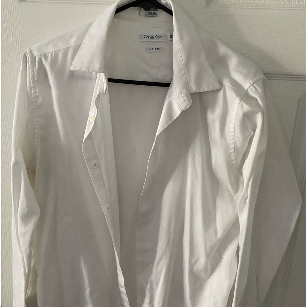 Calvin Klein fitted button down